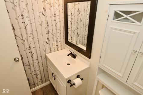 5909 Furnas Road Indianapolis IN 46221