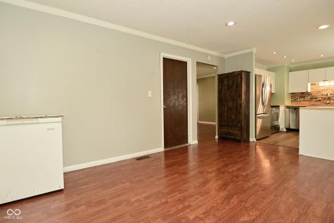 5909 Furnas Road Indianapolis IN 46221