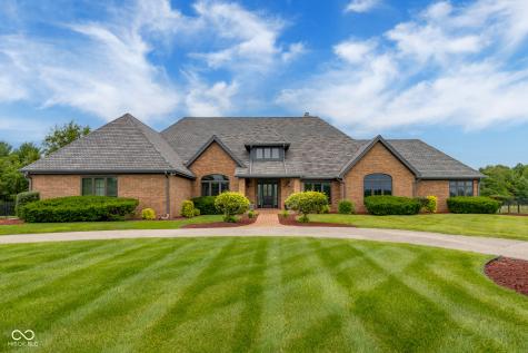 535 N Westview Drive Columbus IN 47201