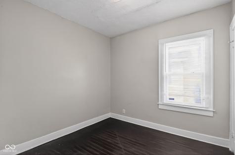 424 Harvard Place Indianapolis IN 46208