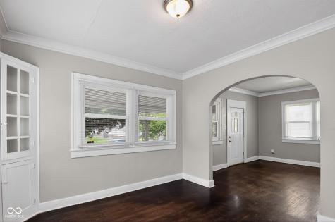 424 Harvard Place Indianapolis IN 46208