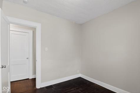 424 Harvard Place Indianapolis IN 46208