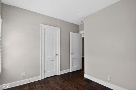 424 Harvard Place Indianapolis IN 46208
