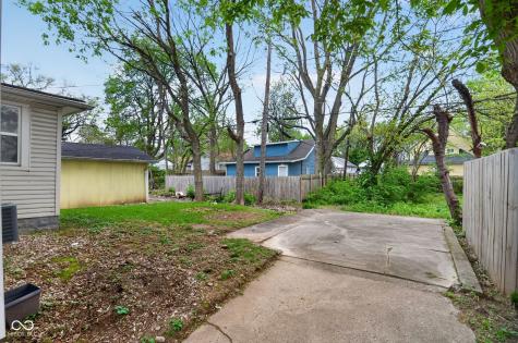 424 Harvard Place Indianapolis IN 46208