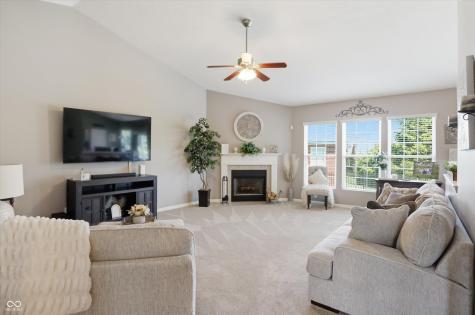 4323 Raintree Boulevard Greenwood IN 46143