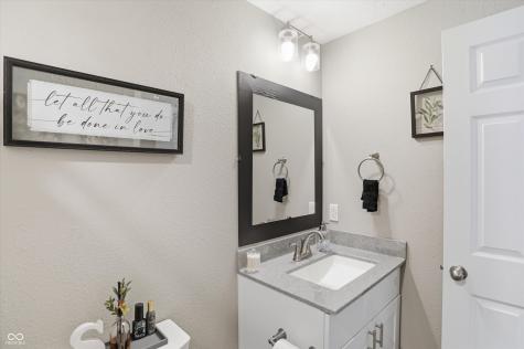 4323 Raintree Boulevard Greenwood IN 46143