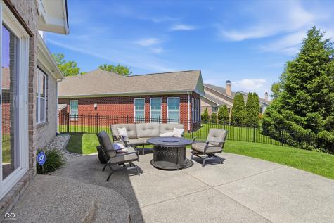 4323 Raintree Boulevard Greenwood IN 46143