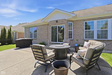 4323 Raintree Boulevard Greenwood IN 46143