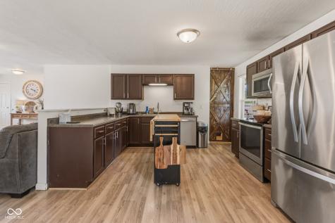 1839 Jolinda Drive Columbus IN 47203