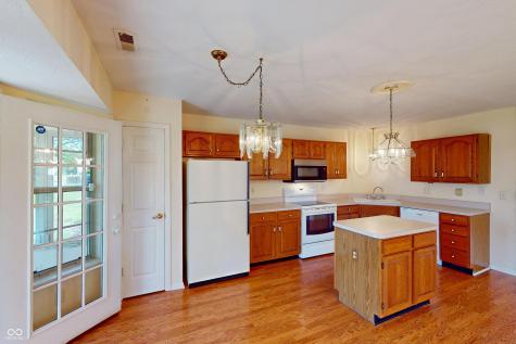 7711 Germander Lane Indianapolis IN 46237