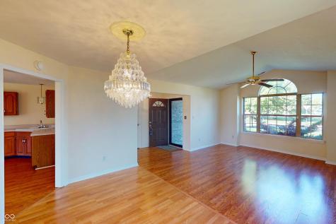 7711 Germander Lane Indianapolis IN 46237