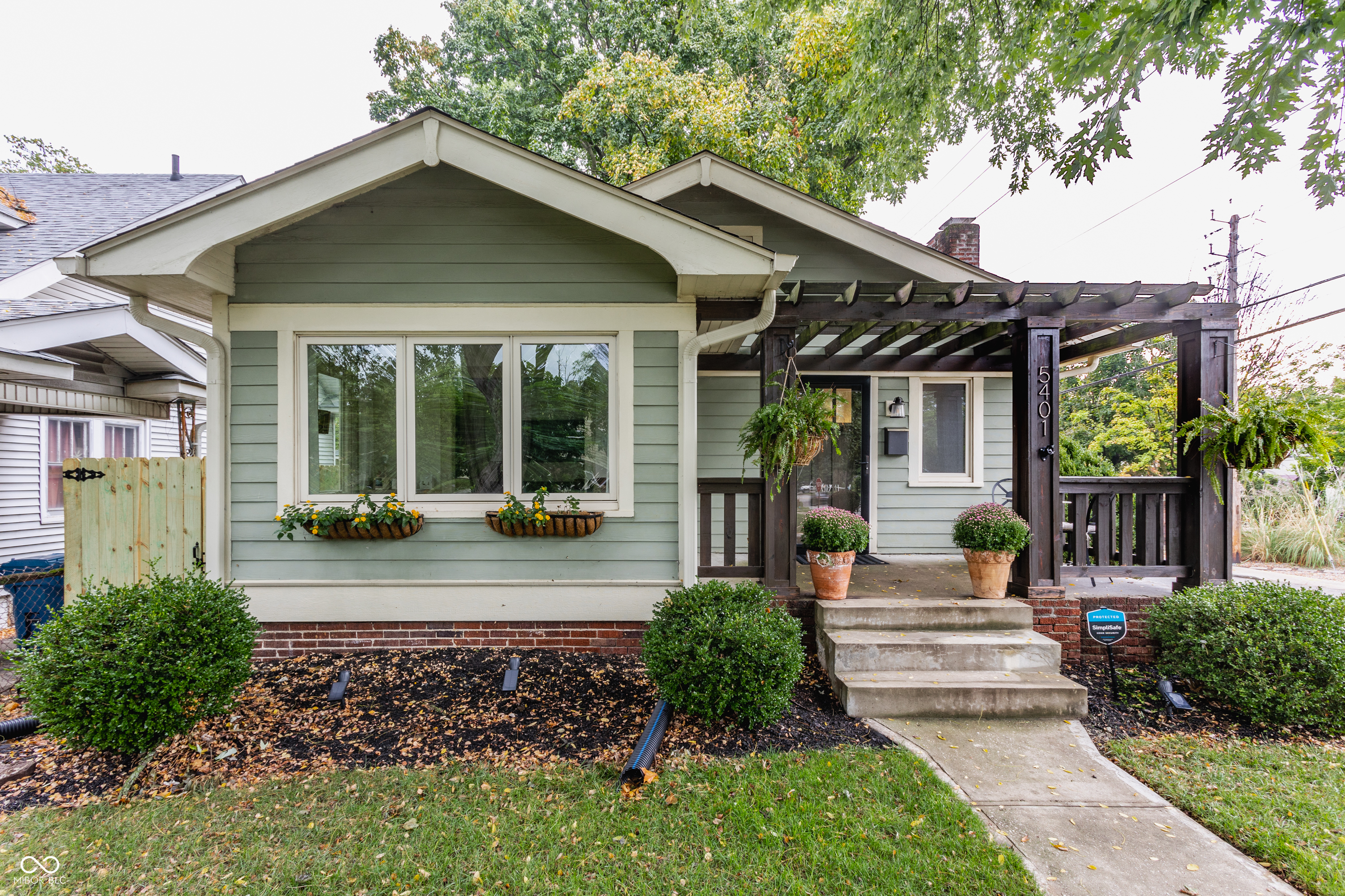 5401 Winthrop Avenue Indianapolis IN 46220