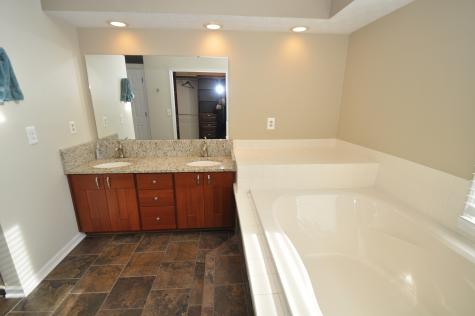 7682 Pinesprings W Drive Indianapolis IN 46256