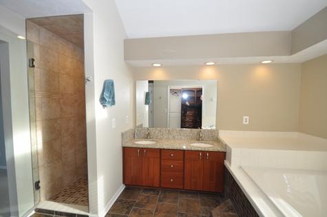 7682 Pinesprings W Drive Indianapolis IN 46256