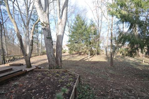 7682 Pinesprings W Drive Indianapolis IN 46256