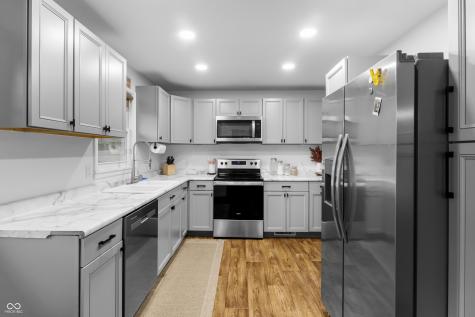 2613 Maple Street Columbus IN 47201