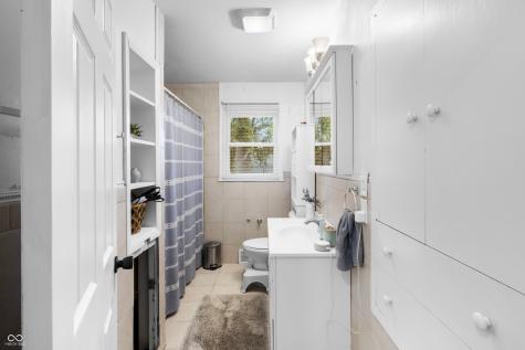 2613 Maple Street Columbus IN 47201