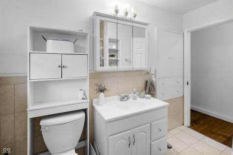 2613 Maple Street Columbus IN 47201