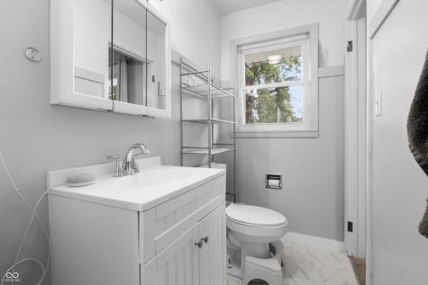 2613 Maple Street Columbus IN 47201