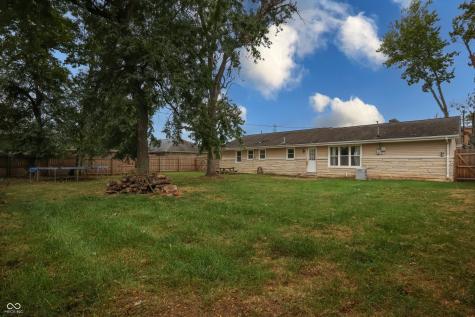 2613 Maple Street Columbus IN 47201