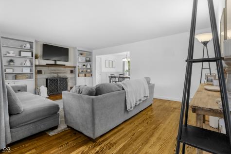 2613 Maple Street Columbus IN 47201