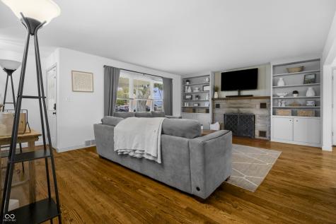 2613 Maple Street Columbus IN 47201