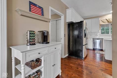 12234 Limestone Drive Fishers IN 46037