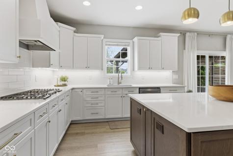 16337 Stonewolf Boulevard Noblesville IN 46060