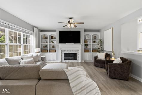 16337 Stonewolf Boulevard Noblesville IN 46060