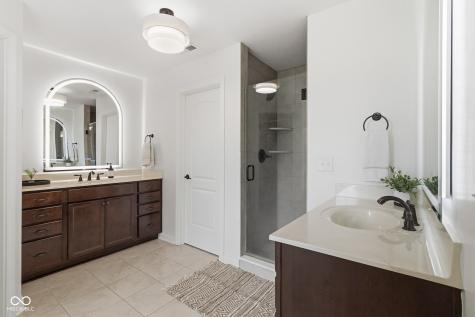 16337 Stonewolf Boulevard Noblesville IN 46060
