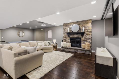 16337 Stonewolf Boulevard Noblesville IN 46060