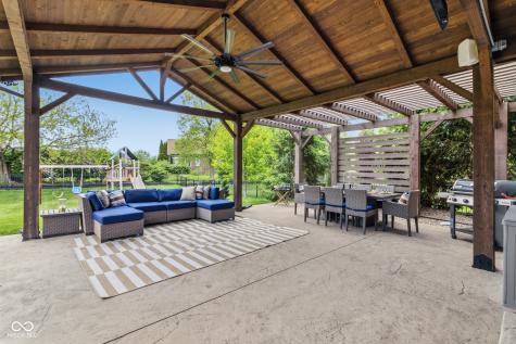 16337 Stonewolf Boulevard Noblesville IN 46060