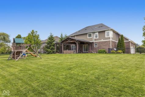 16337 Stonewolf Boulevard Noblesville IN 46060