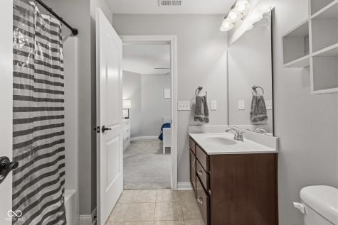 16337 Stonewolf Boulevard Noblesville IN 46060