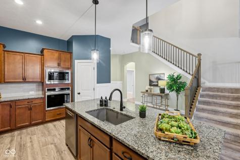 15840 Wiseman Drive Fishers IN 46040