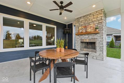 15840 Wiseman Drive Fishers IN 46040