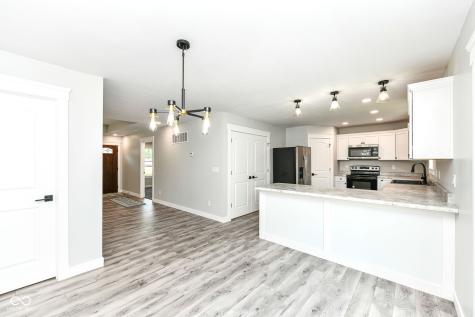 1631 Kentucky Avenue Columbus IN 47201