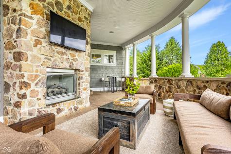 11576 Willow Bend Court Zionsville IN 46077