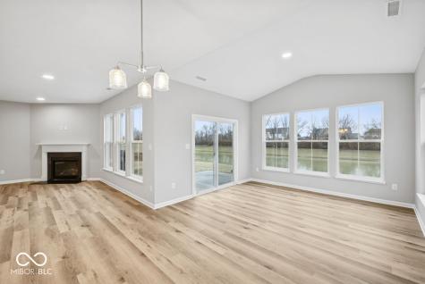 9194 Ambassador Street Mccordsville IN 46055