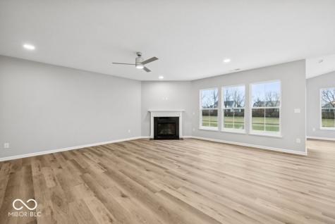 9194 Ambassador Street Mccordsville IN 46055