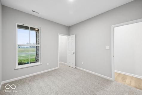 9194 Ambassador Street Mccordsville IN 46055