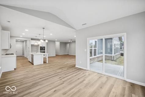 9194 Ambassador Street Mccordsville IN 46055