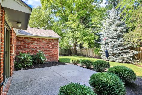 5012 Colfax Circle Carmel IN 46033