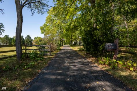 8404 Oaklandon Road Indianapolis IN 46236
