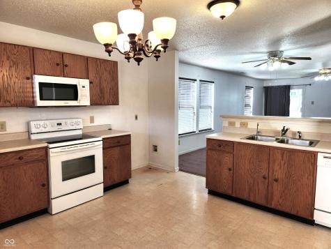 5606 Apple Branch Way Indianapolis IN 46237