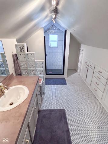 918 Kessler Boulevard East Drive Indianapolis IN 46220