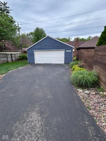 918 Kessler Boulevard East Drive Indianapolis IN 46220