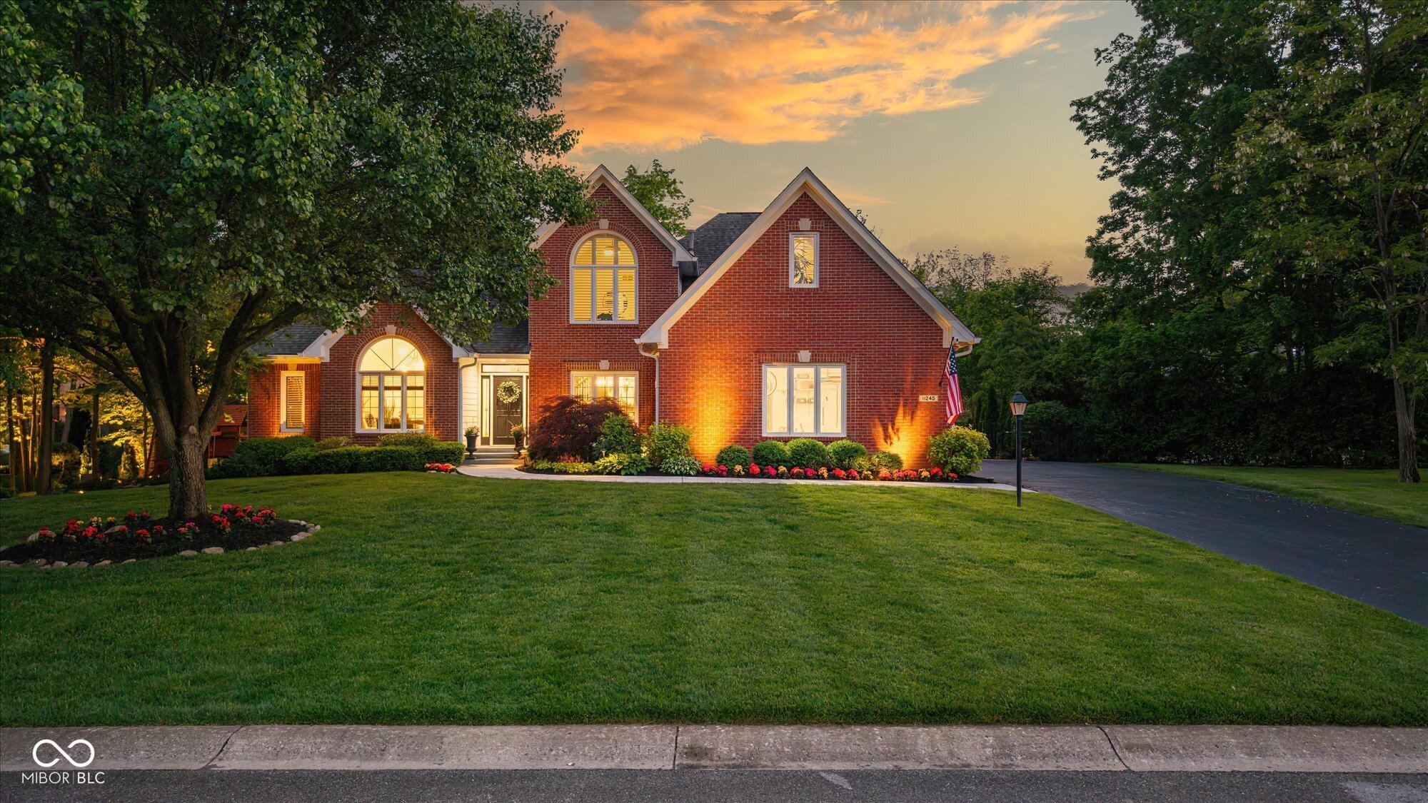 11245 Old Stone Drive Indianapolis IN 46236