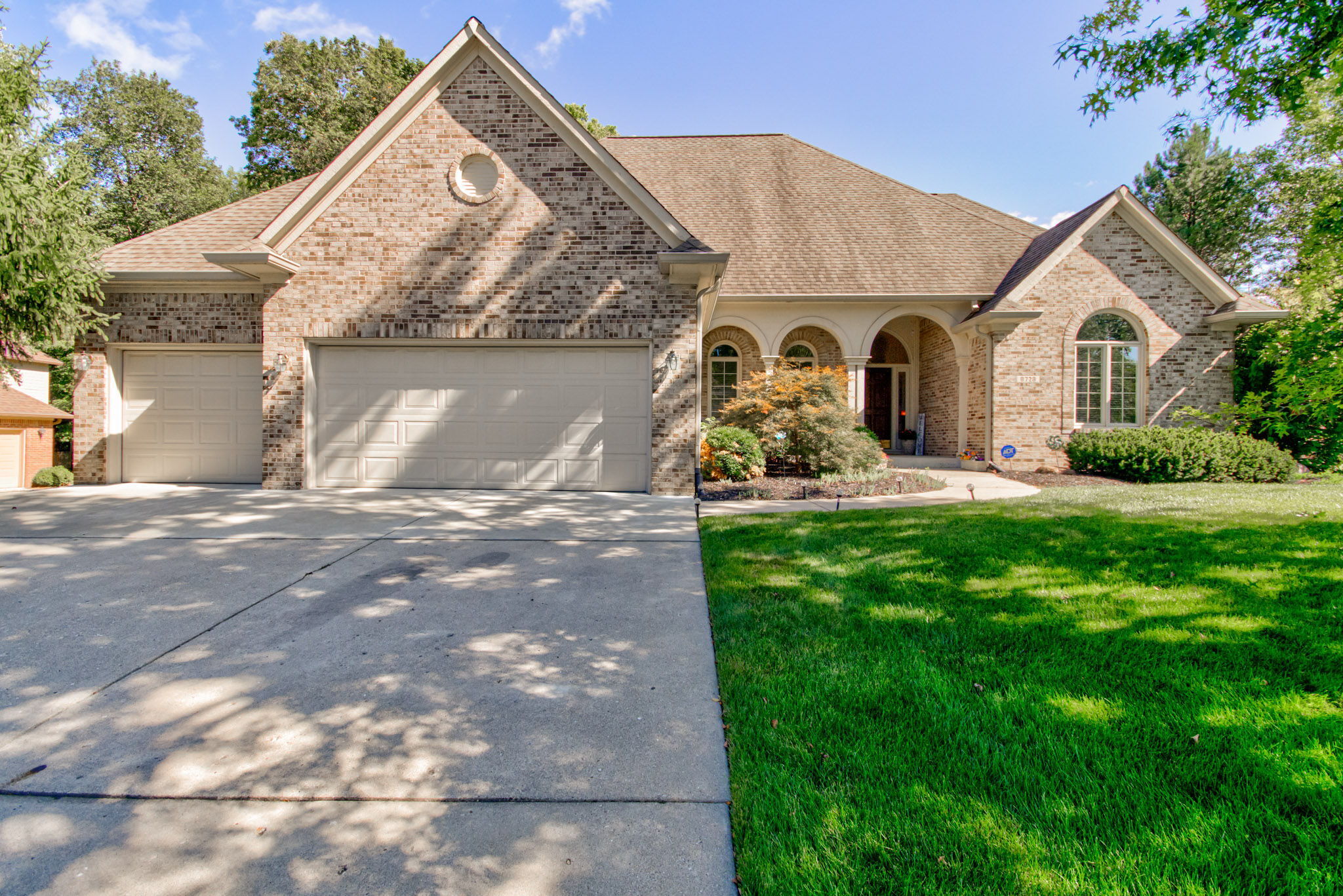 8729 Bergeson Drive Indianapolis IN 46278