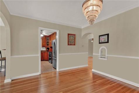 7 E Westfield Boulevard Indianapolis IN 46220